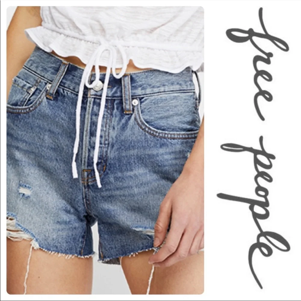 NWT Free People jean shorts size 26. Distressed